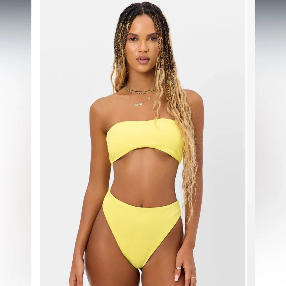 NWT Frankies Bikinis Anne Plisse Full Coverage Bottom in Pina Colada, Size L